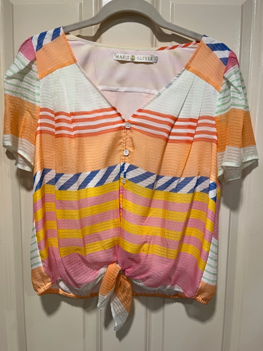 Lovely Marie Oliver silk top with tie front detail
